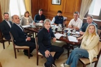 Superado el impacto del Mundial, el Gobierno activa la mesa política para impulsar sus reformas