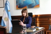 Javier Milei opinó sobre el video de Bullrich y aseguró que escuchó canciones de Lali