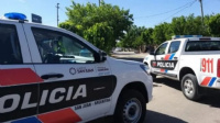 Se hicieron pasar por policías y desvalijaron una casa con su familia adentro