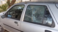 Apedrearon el auto de un docente en el interior de un barrio de Chimbas