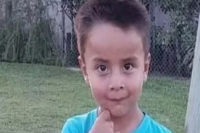 Buscan a un nene de 5 años que desapareció en Corrientes: salió a juntar naranjas al monte y no volvió