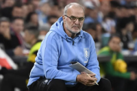 Otra sanción de la Conmebol: Bielsa no podrá dirigir ante Estados Unidos