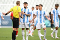 Papelón Histórico: el VAR anuló un gol tras dos horas y Argentina perdió con Marruecos