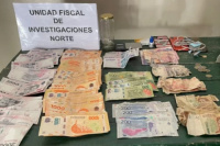 Tres personas fueron detenidas en Jáchal con posesión de marihuana, dinero y una balanza