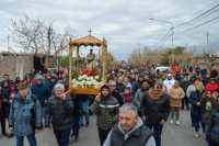 Miles de sanjuaninos acompañaron en la procesión en honor a San Cayetano