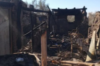 Un incendio destruye una vivienda en Caucete y deja a una familia sin sus posesiones