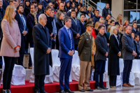 Orrego presenció el relevo de la Guardia de Honor de la Bandera Ciudadana