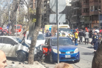 Horror en Córdoba: Un hombre atropelló a 35 personas que estaban en la vereda, dos de ellas están graves