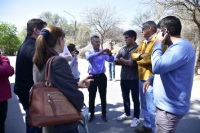 Ante el problema de agua potable en el Valle, Gobierno llegó con camiones hidrantes