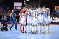 Argentina venció a Croacia por 2 a 0 y está en cuartos de final del Mundial de Futsal