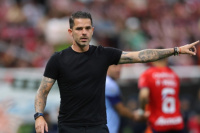 Fernando Gago se acerca a Boca y restan detalles para que sea su nuevo entrenador