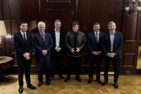 Javier Milei almorzó junto con Marcelo Orrego y otros gobernadores del PRO