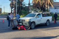 Dos mujeres terminaron con múltiples heridas tras ser chocadas por una camioneta