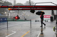 Debido a una abundante lluvia fue suspendida la clasificación en el Gran premio de Brasil