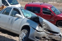 Una docente sanjuanina sufrió graves heridas tras chocar contra un eucalipto en San Martín