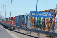 Un accidente en el puente de Albardón dejó a un motociclista inconsciente 