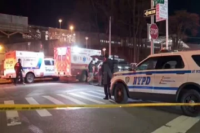 Tiroteo frente a un club nocturno de Nueva York: 11 heridos