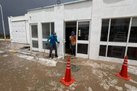 Reabren la estación de servicio de Las Flores, la cual fue afectada por la lluvia