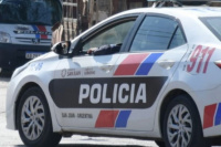 Policías salvaron la vida de una bebé que se estaba ahogando con un hueso de pollo