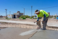 Rivadavia sigue creciendo: avanzan las obras en la plaza del barrio Jardines del Oeste