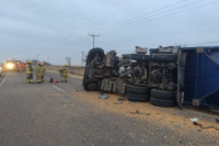 Triple choque de camiones terminó con un fallecido y dos heridos