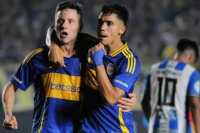 Boca comienza su sueño en la Bombonera frente a Argentinos