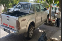 La Policía recuperó una camioneta Toyota Hilux robada en Santa Lucía y detuvieron al presunto autor