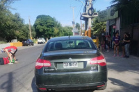 En Santa Lucía: dejó a un ciclista herido cuando abrió la puerta de su auto