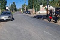 Grave accidente en Santa Lucía: una motociclista chocó de frente contra un auto y fue trasladada al hospital