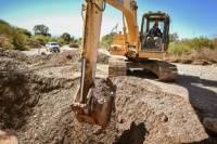 Comenzaron los trabajos para mitigar los problemas de las lluvias en Albardón