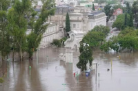 Confirman la identidad de 15 de las 16 víctimas fatales tras el temporal en Bahía Blanca